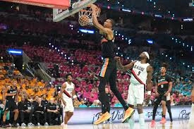 WEMBANYAMA AND SPURS OVERPOWER TRAIL BLAZERS IN GAME 1 DOMINANCE: SAN ANTONIO'S NEW ERA BEGINS WITH CONVINCING 111-98 PLAYOFF VICTORY!